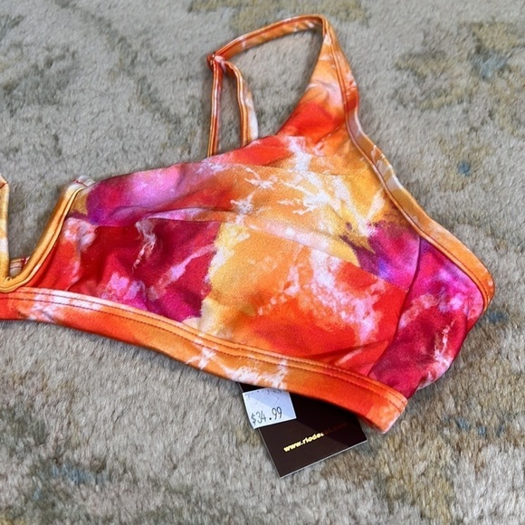 ⭐️NWT, Rio de Sol, Beautiful Bikini Top, Size XL - Picture 3 of 7